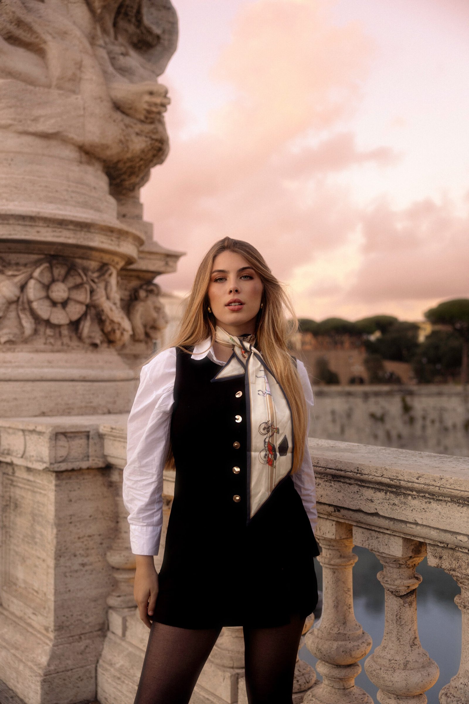 Portrait réalisé pendant un voyage photo en Italie par la photographe Laura Xavier.