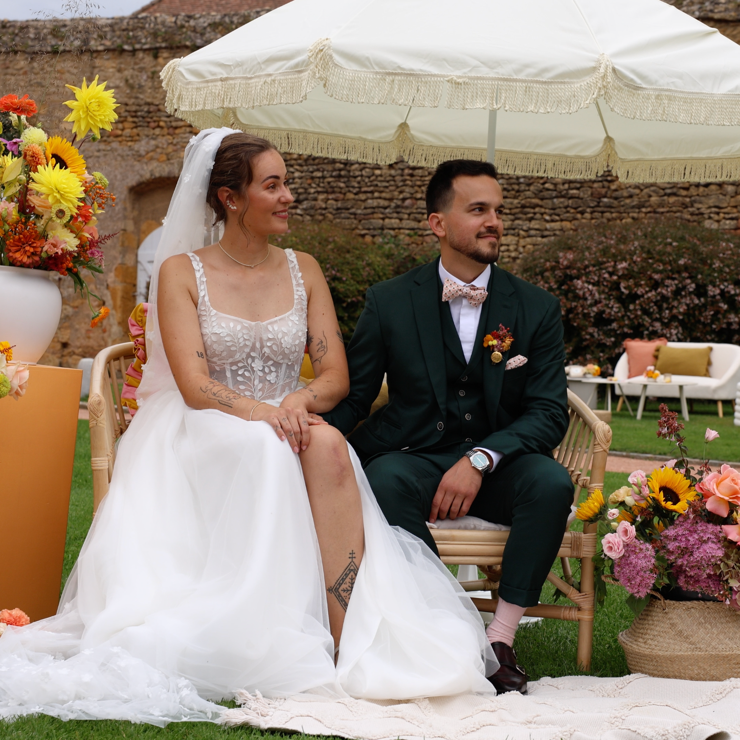 Instant précieux de mariage en Bourgogne, immortalisé en vidéo par Laura Xavier.