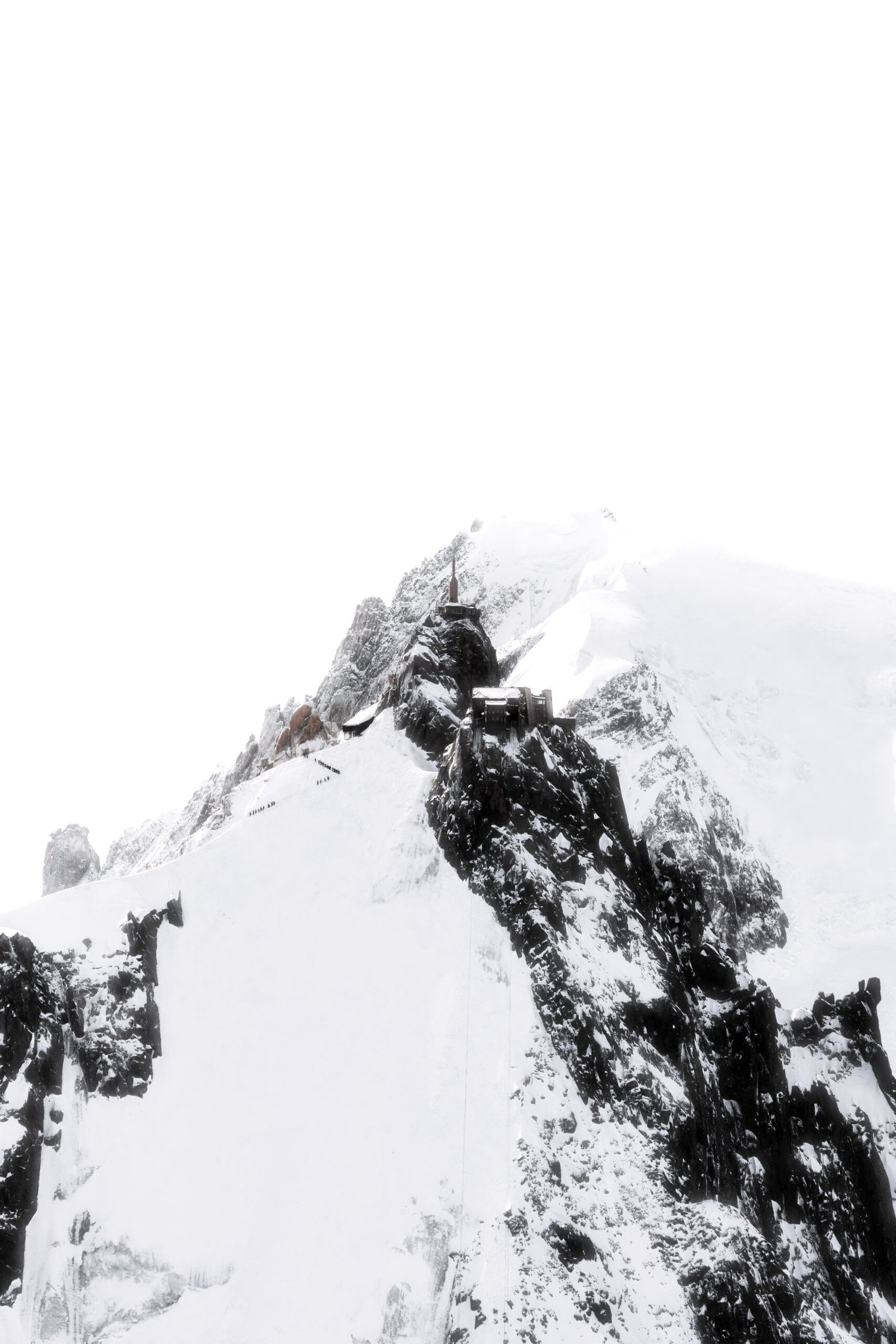 Vue aérienne du Mont-Blanc enneigé, contenu photo pour Mont-Blanc Hélicoptères